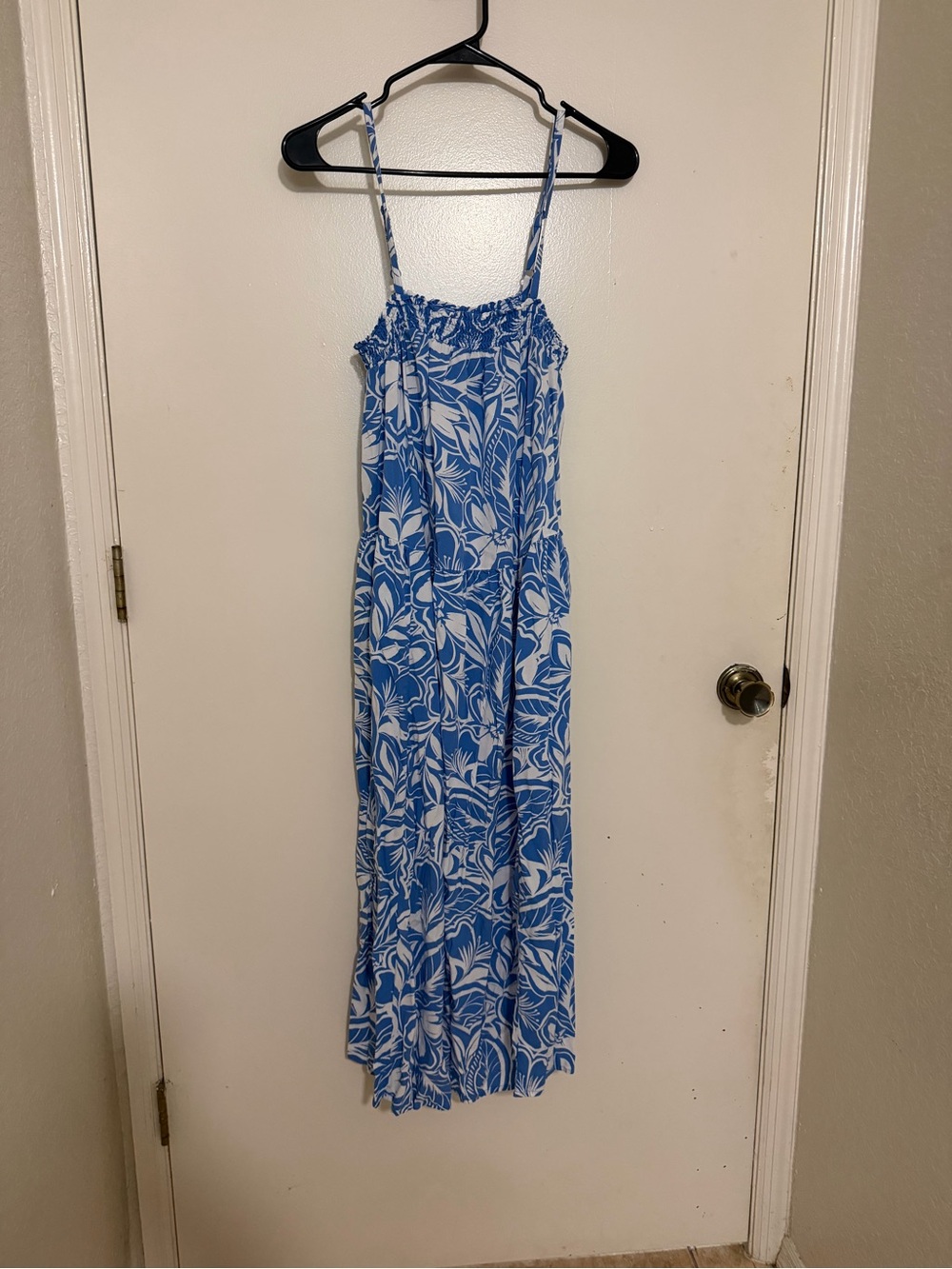 Old Navy Blue and White Floral Maxi Dress